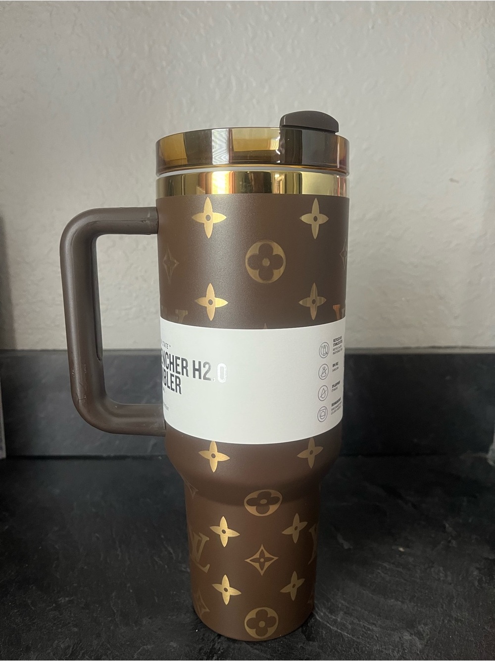 Stanley Chocolate Brown Gold LV 40 oz Quencher Tumbler - Picture 3 of 5